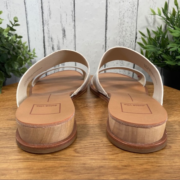 Dolce Vita Paci Slide Sandals - Picture 5 of 7